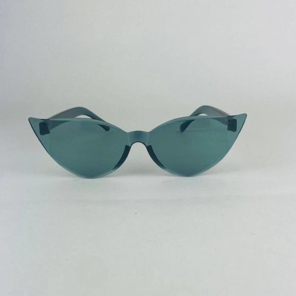 COPY - Cat eye gray candy frame sunglasses - Picture 3 of 4